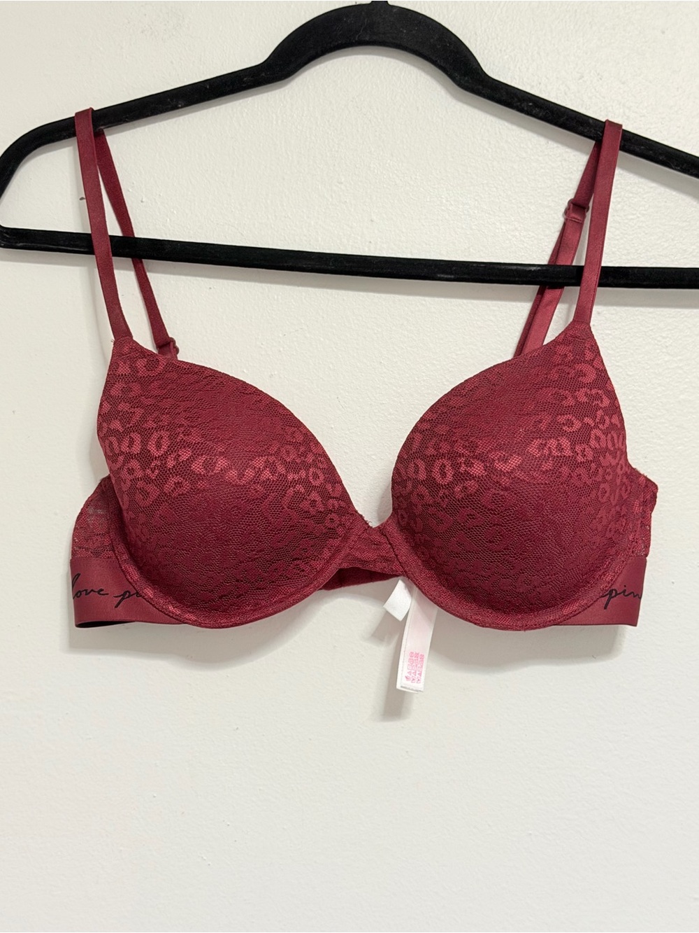 PINK Victoria's Secret Brand Burgundy Lace Wear Everywhere t-shirt lightly lined